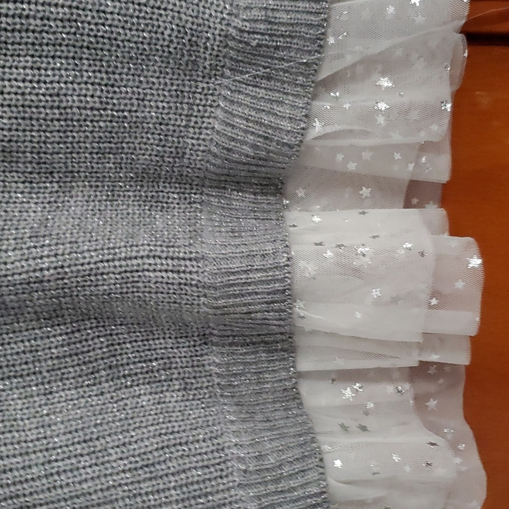 Sweater - Picture 3 of 4